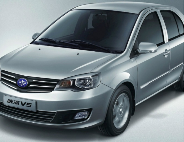 Dywaniki samochodowe FAW V-5 (2009-…)