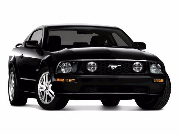 Dywaniki samochodowe Ford Mustang GT (2004-2009)