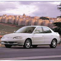 Dywaniki samochodowe Hyundai Elantra J2/J3 (1995-2000)