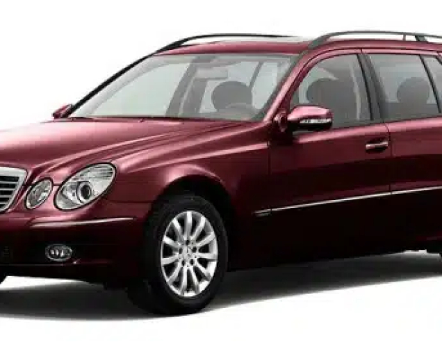 Dywaniki samochodowe Mercedes-Benz W211 E-Class (2002-2009)