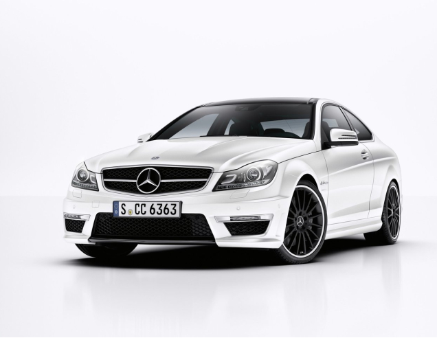 Dywaniki samochodowe Mercedes-Benz W204 C-Class (2011-2015)