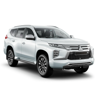 Dywaniki samochodowe Mitsubishi Pajero Sport (2015-…)