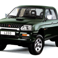 Dywaniki samochodowe Mitsubishi L200 (1996-2006)