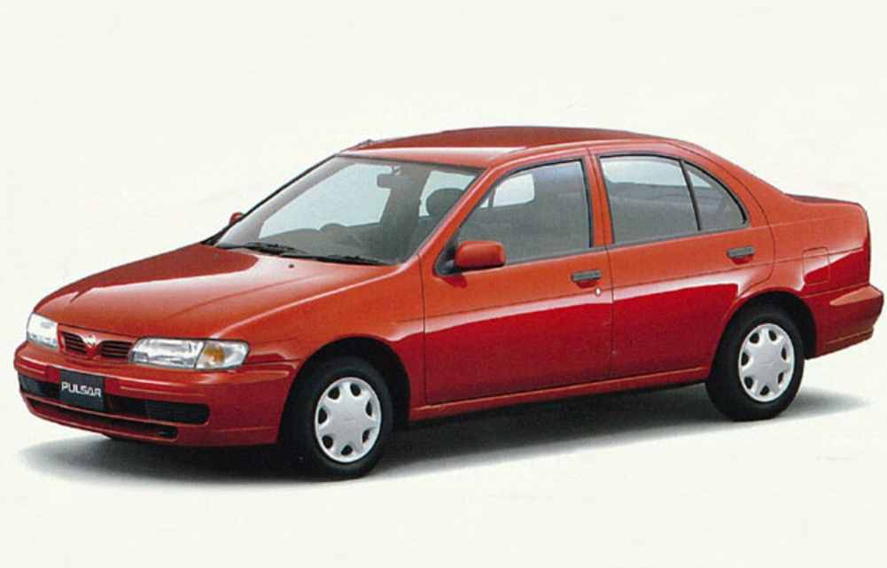 Dywaniki samochodowe Nissan Almera (1995-2000)