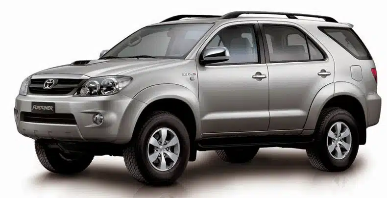 Dywaniki samochodowe Toyota Fortuner (2004-2015)